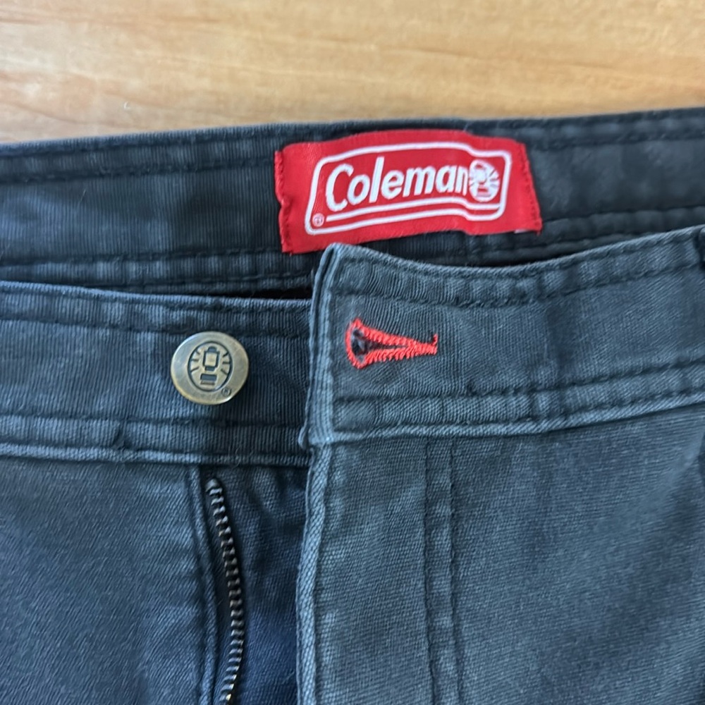 Coleman flannel lined cargo pants. Excellent preloved condition 36x30